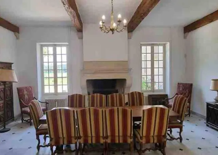 Chateau D'issandou Villa *